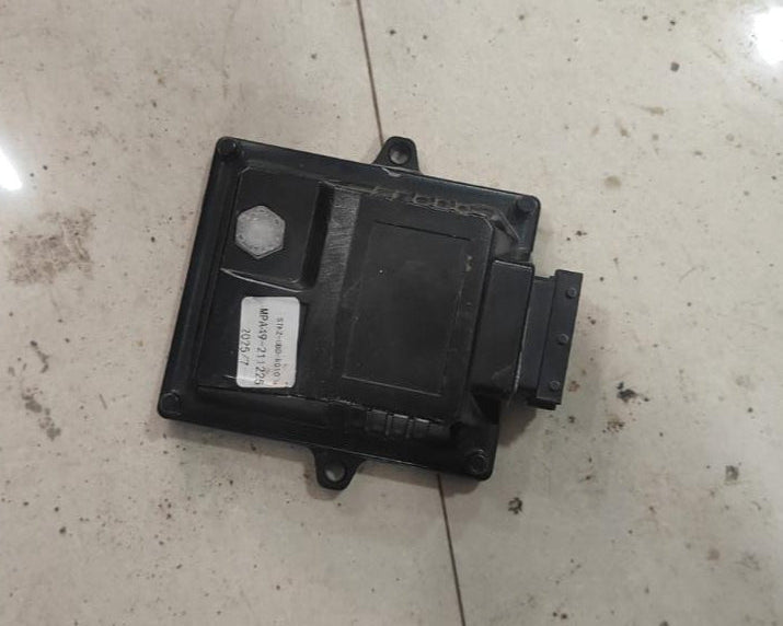 Toyota Hilux Automatic Side Step (Used, Generic Brand)